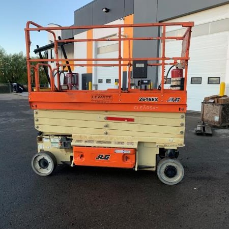 Used 2019 JLG 2646ES Scissor Lift for sale in Red Deer Alberta