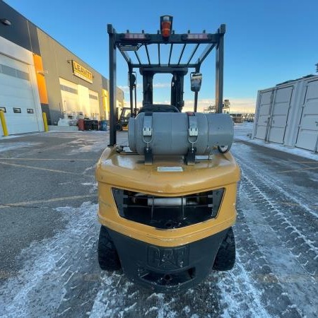 Used 2017 CAT GP25N5 Pneumatic Tire Forklift for sale in Red Deer Alberta