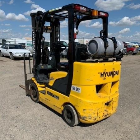 Used 2017 HYUNDAI 25LC-7A Cushion Tire Forklift for sale in Regina Saskatchewan