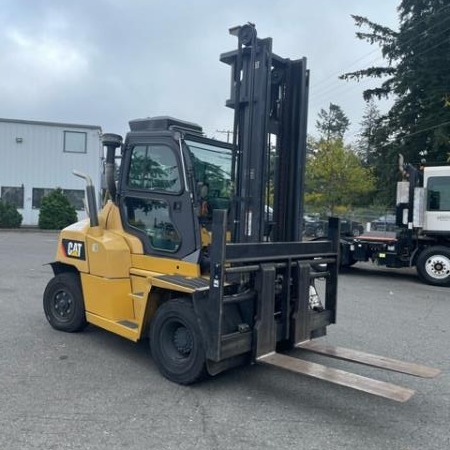 Used 2017 CAT DP70N Pneumatic Tire Forklift for sale in Lakewood Washington