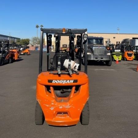 Used 2022 DOOSAN G25N-7 Pneumatic Tire Forklift for sale in Phoenix Arizona