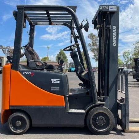 Used 2014 CAT 2C5000 Cushion Tire Forklift for sale in Surrey British Columbia