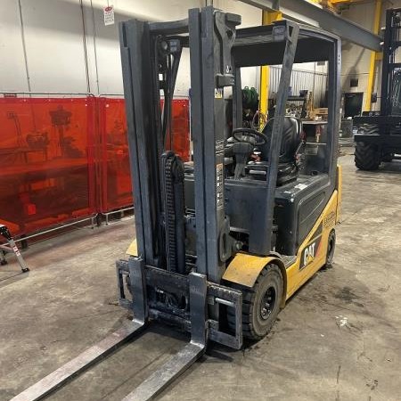 Used 2016 CAT 2EPC5000 Electric Forklift for sale in Red Deer Alberta