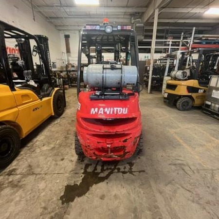 Used 2017 MANITOU MI25G Pneumatic Tire Forklift for sale in Saskatoon Saskatchewan