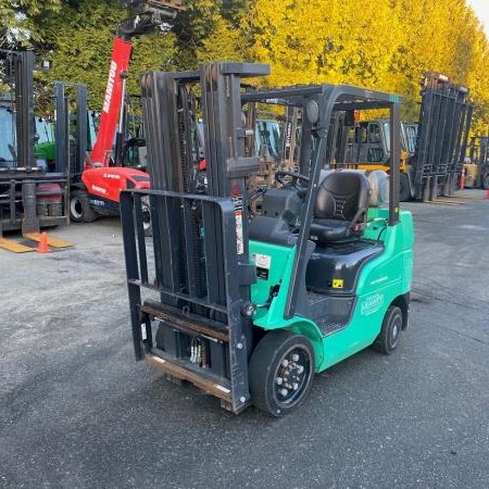 Used 2017 MITSUBISHI FGC25N Cushion Tire Forklift for sale in Langley British Columbia