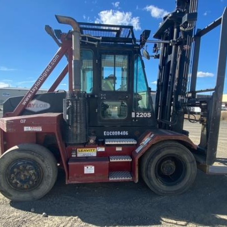 Used 2017 TAYLOR X220S Pneumatic Tire Forklift for sale in Spokane Washington