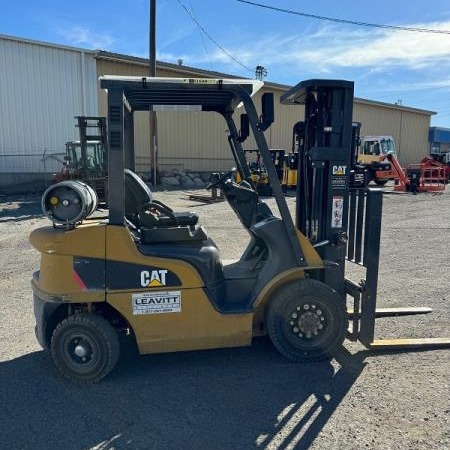 Used 2019 CAT GP25N Pneumatic Tire Forklift for sale in Spokane Washington