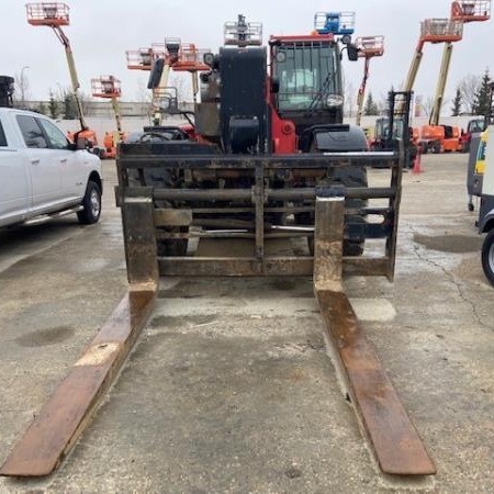 Used 2012 MANITOU MHT10225 Telehandler / Zoom Boom for sale in Edmonton Alberta