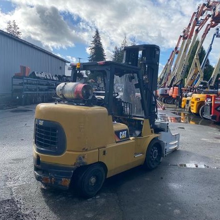 Used 2018 CAT GC70K Cushion Tire Forklift for sale in Langley British Columbia