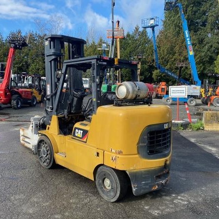 Used 2018 CAT GC70K Cushion Tire Forklift for sale in Langley British Columbia