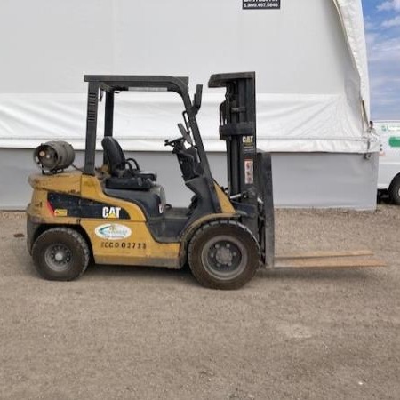 Used 2017 CAT GP30N5 Pneumatic Tire Forklift for sale in Regina Saskatchewan