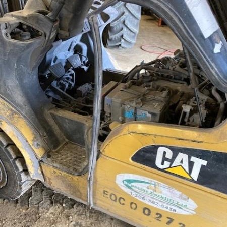 Used 2017 CAT GP30N5 Pneumatic Tire Forklift for sale in Regina Saskatchewan