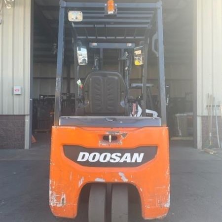 Used 2018 DOOSAN B15T-7 Electric Forklift for sale in Phoenix Arizona