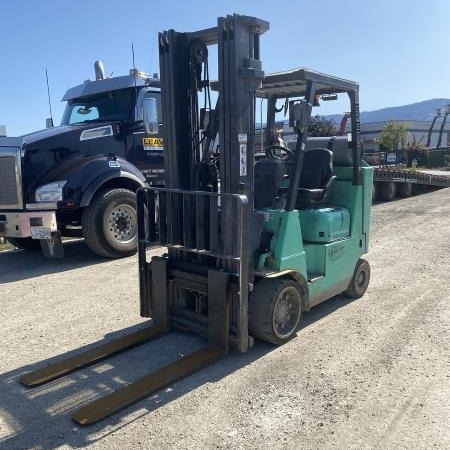 Used 2018 MITSUBISHI FGC40K Cushion Tire Forklift for sale in Kelowna British Columbia