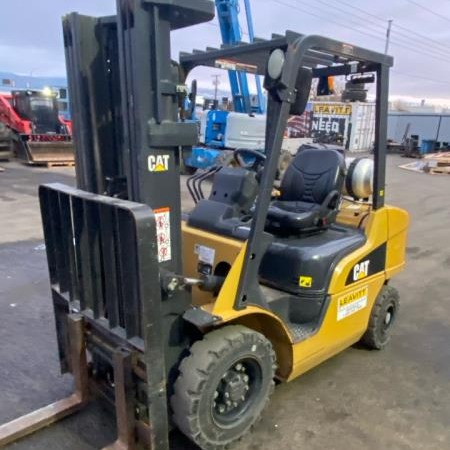 Used 2018 CAT GP25N5 Pneumatic Tire Forklift for sale in Kelowna British Columbia