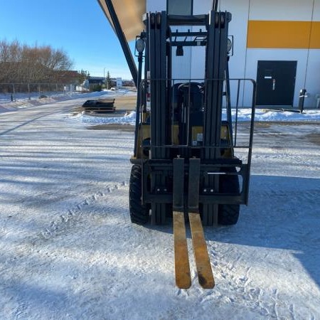 Used 2017 CAT GP25N5 Pneumatic Tire Forklift for sale in Red Deer Alberta