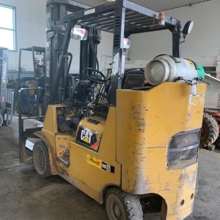 Used 2012 CAT GC40K-STR Cushion Tire Forklift for sale in Kitchener Ontario