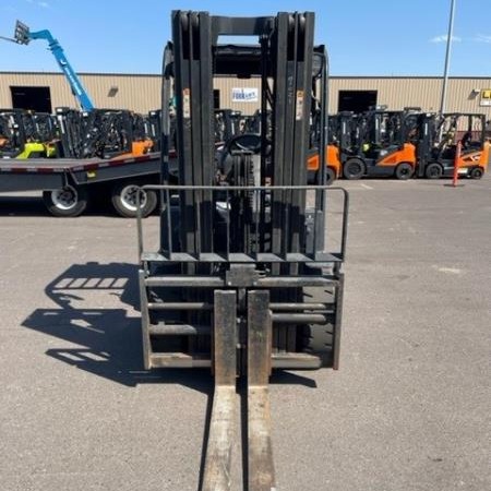 Used 2019 DOOSAN G30N-7 Pneumatic Tire Forklift for sale in Phoenix Arizona