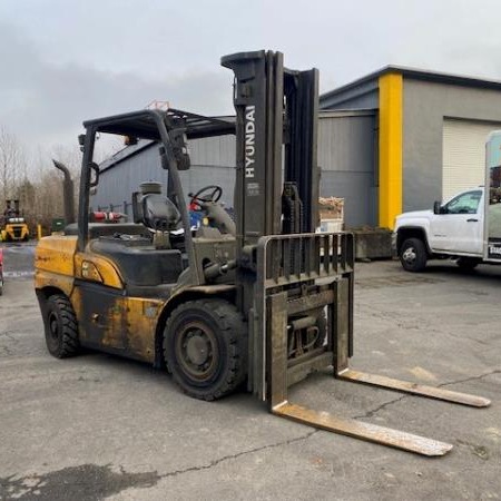 Used 2019 HYUNDAI 50DA-9 Pneumatic Tire Forklift for sale in Portland Oregon