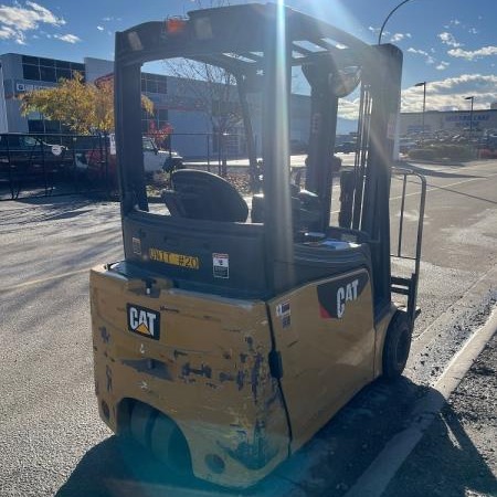 Used 2011 CAT 2ET4000 Electric Forklift for sale in Kelowna British Columbia