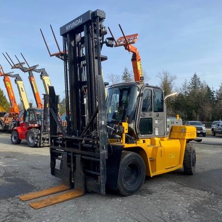 Used 2021 HYUNDAI 110D-9 Pneumatic Tire Forklift for sale in Langley British Columbia