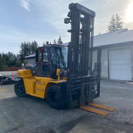 Used 2021 HYUNDAI 110D-9 Pneumatic Tire Forklift for sale in Langley British Columbia