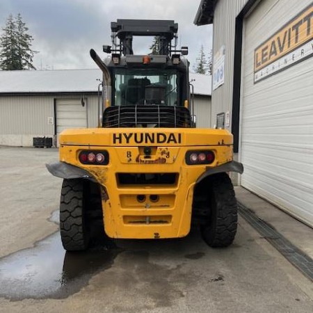 Used 2021 HYUNDAI 110D-9 Pneumatic Tire Forklift for sale in Langley British Columbia