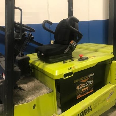 Used 2016 CLARK GEX40 Electric Forklift for sale in Stratford Ontario