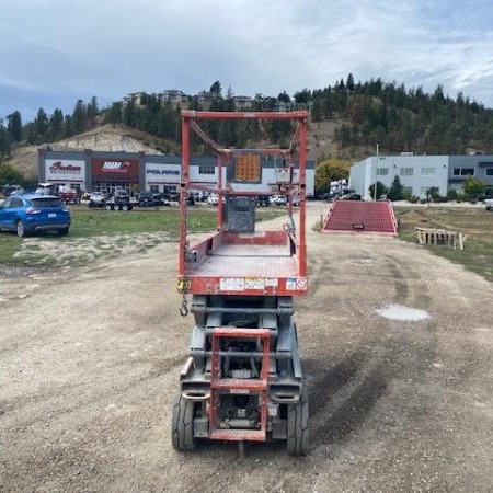 Used 2021 SKYJACK SJIII3226 Scissor Lift for sale in Kelowna British Columbia