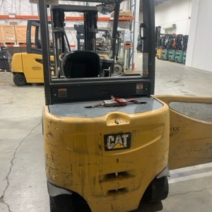 Used 2018 CAT 2EP6500 Electric Forklift for sale in Surrey British Columbia