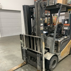 Used 2018 CAT 2EP6500 Electric Forklift for sale in Surrey British Columbia