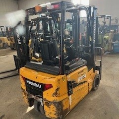 Used 2019 HYUNDAI 20BT-9 Electric Forklift for sale in Kitchener Ontario