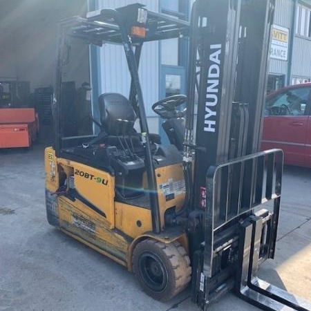 Used 2022 HYUNDAI 20BT-9U Electric Forklift for sale in Kitchener Ontario