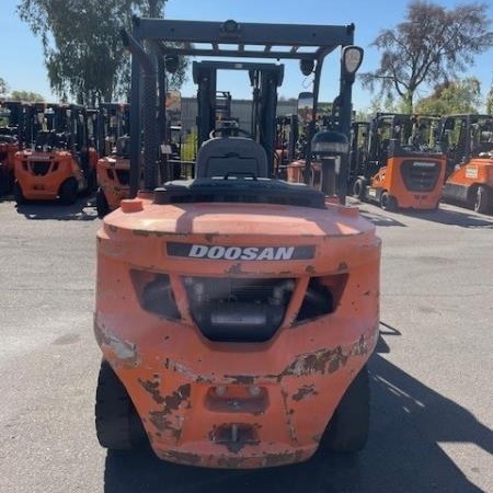 Used 2019 DOOSAN D45S-7 Pneumatic Tire Forklift for sale in Phoenix Arizona