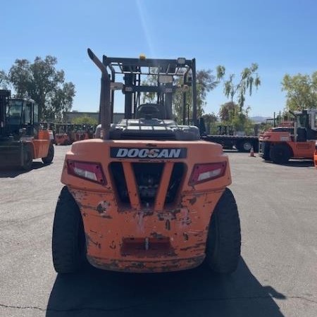 Used 2019 DOOSAN D90S-7 Pneumatic Tire Forklift for sale in Phoenix Arizona