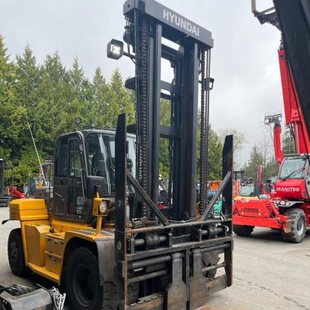 Used 2021 HYUNDAI 110D-9 Pneumatic Tire Forklift for sale in Langley British Columbia