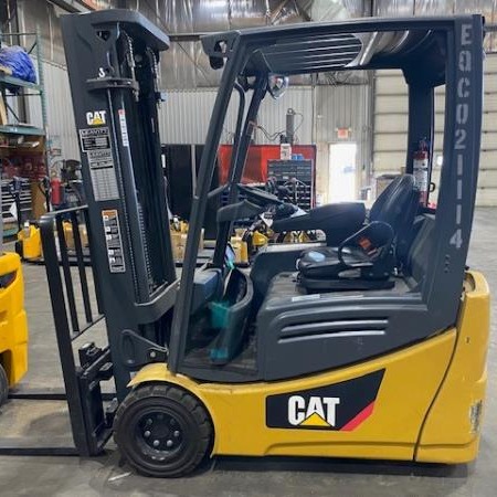 Used 2019 CAT 2ETC3500 Electric Forklift for sale in Edmonton Alberta