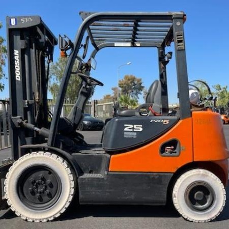 2016 Doosan G25E