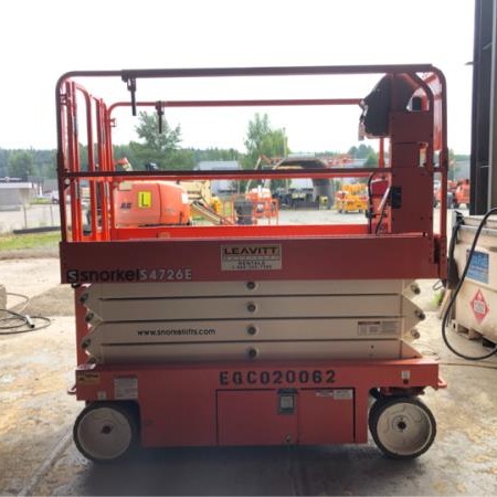 Used 2015 SKYJACK SJ3219 Scissor Lift for sale in Langley British Columbia