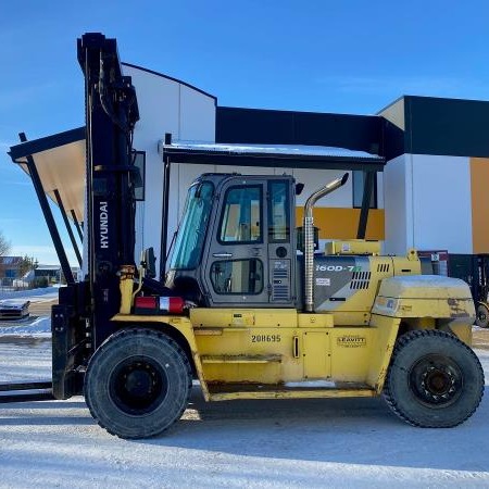 Used 2022 HYUNDAI 160D-9L Pneumatic Tire Forklift for sale in Ayr Ontario