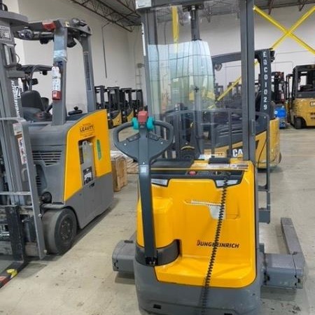 Used 2021 JUNGHEINRICH EJC B12A Electric Pallet Jack for sale in Langley British Columbia