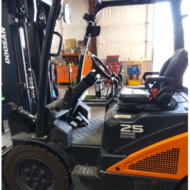 Used 2022 DOOSAN G25N-7 Pneumatic Tire Forklift for sale in Phoenix Arizona