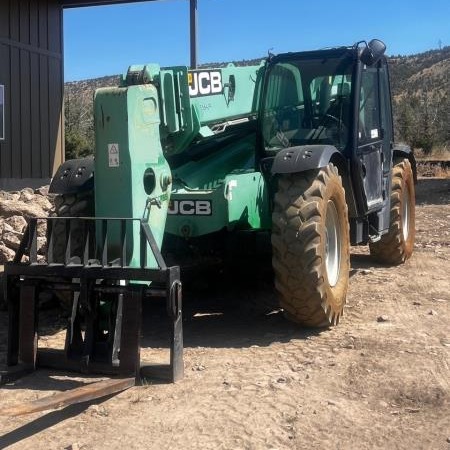 Used 2015 JCB 507-42 Telehandler / Zoom Boom for sale in Portland Oregon