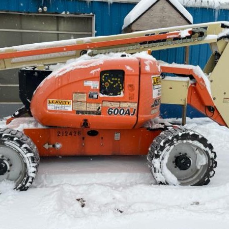 Used 2014 JLG 600AJ Boomlift / Manlift for sale in Sparwood British Columbia