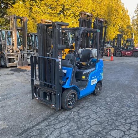 Used 2018 MITSUBISHI FGC25N Cushion Tire Forklift for sale in Langley British Columbia