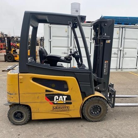 Used 2016 CAT 2EPC5000 Electric Forklift for sale in Red Deer Alberta