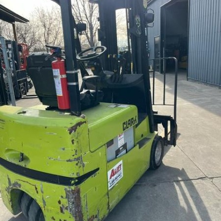 Used 2017 CLARK TMX25 Electric Forklift for sale in Belle River Ontario