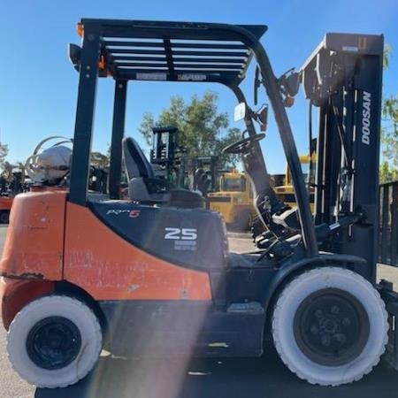 2016 Doosan G25P-5