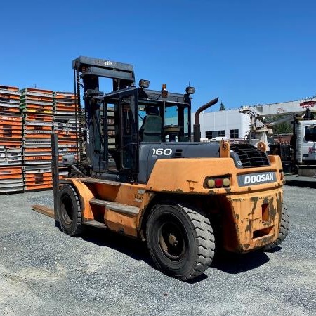 Used 2007 DOOSAN D160S-5 Pneumatic Tire Forklift for sale in Langley British Columbia