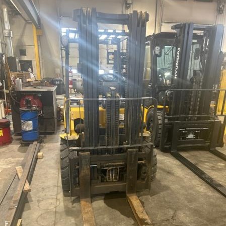 Used 2016 CAT GP30N5 Pneumatic Tire Forklift for sale in Red Deer Alberta